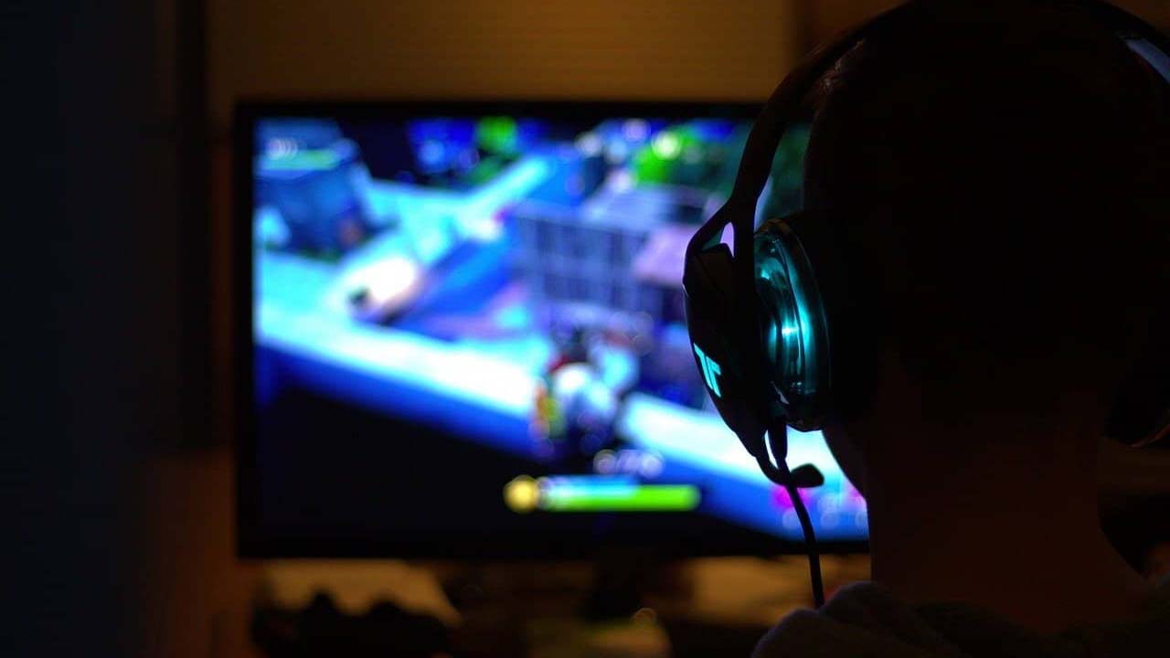 Cómo ganar dinero en Twitch y en eSports