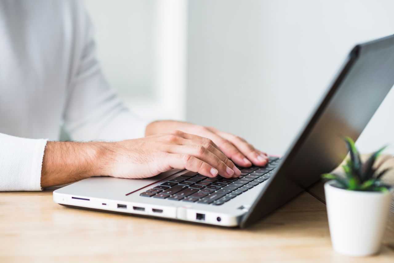Herramientas digitales para periodistas que necesitas en 2025