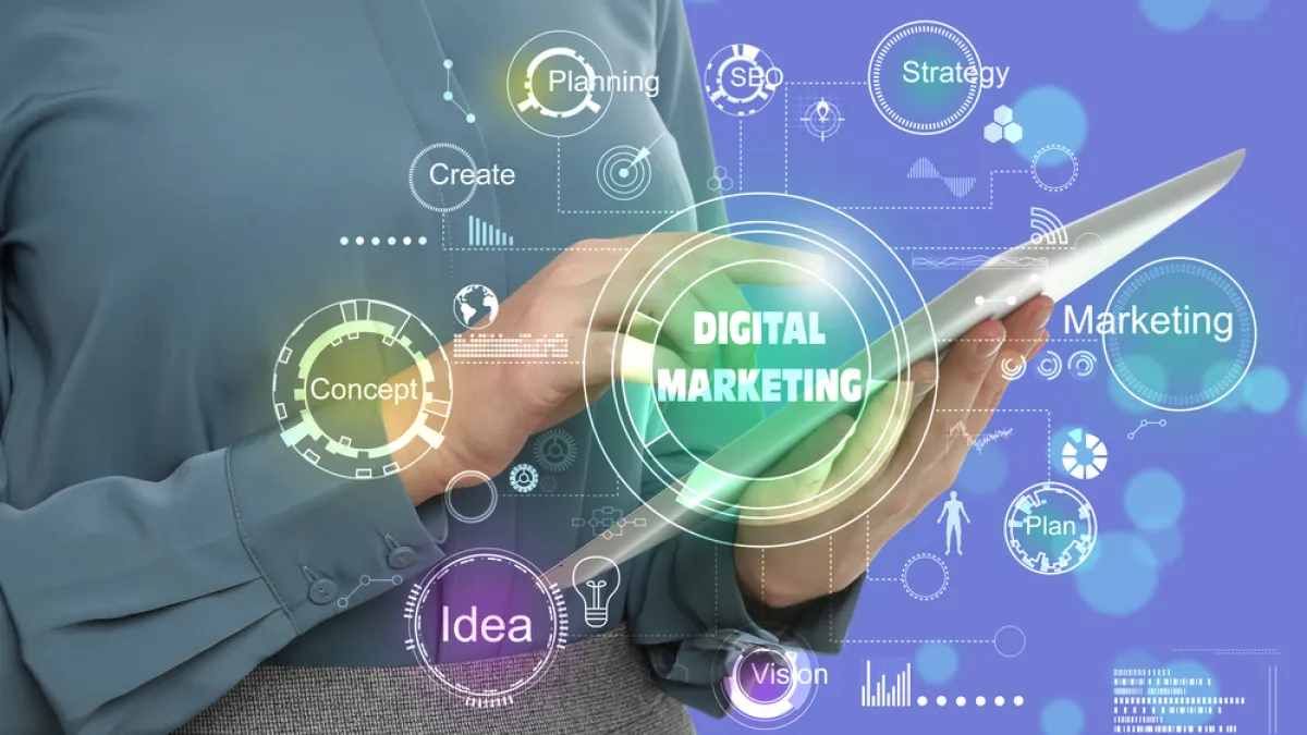 ESPECIALISTA EN MARKETING DIGITAL_COMM15
