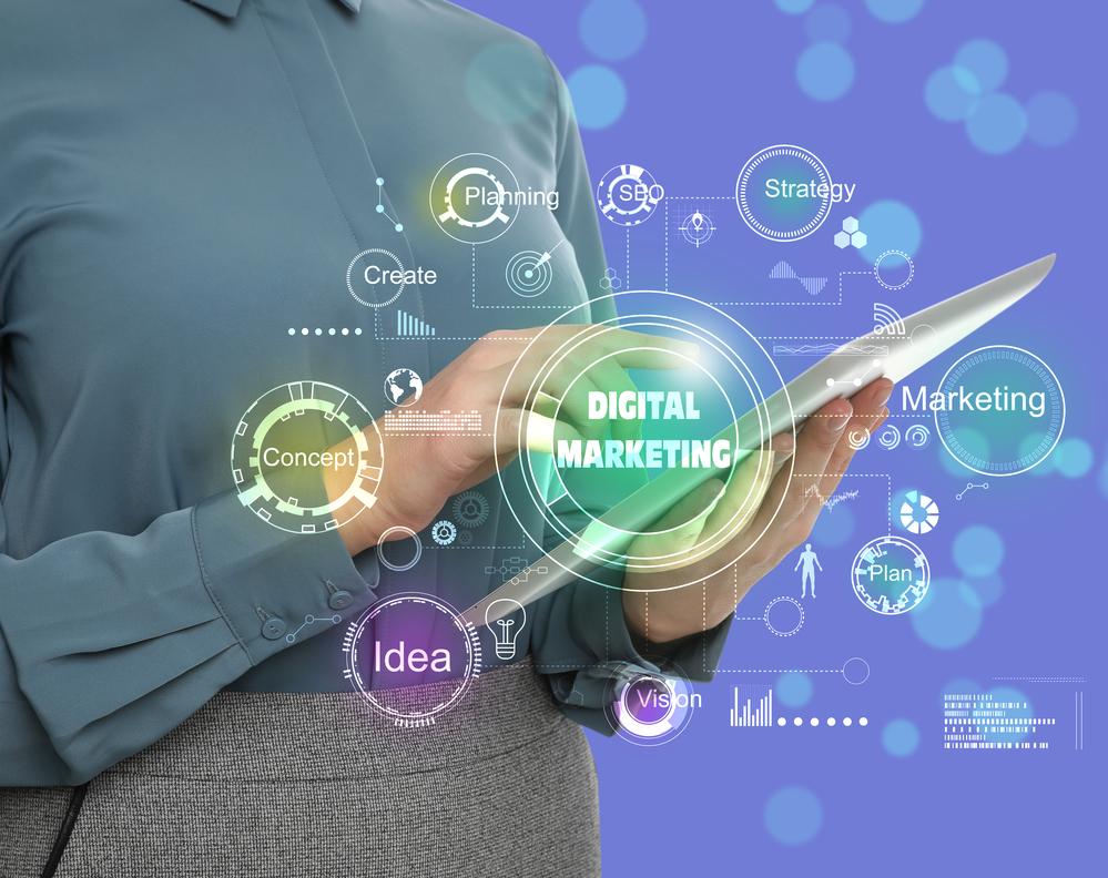 ESPECIALISTA EN MARKETING DIGITAL_COMM15